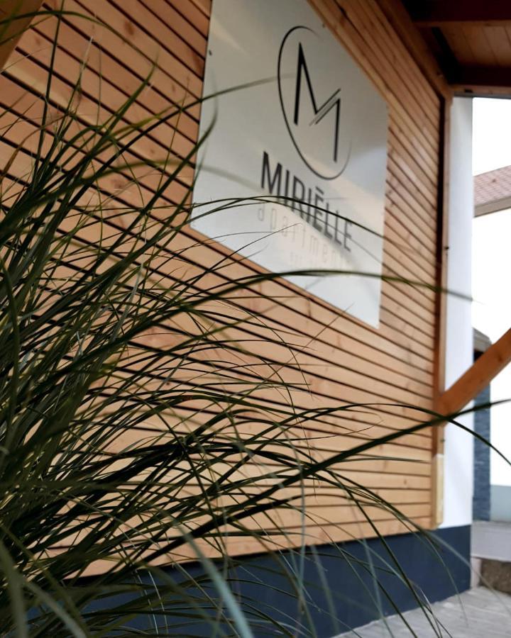 Mirielle Apartments روست المظهر الخارجي الصورة