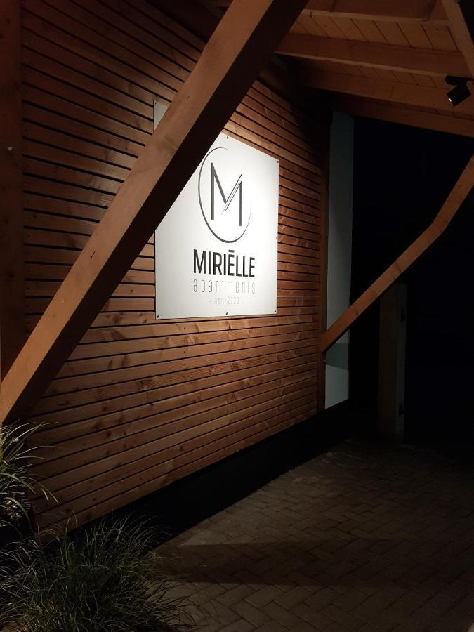 Mirielle Apartments روست المظهر الخارجي الصورة