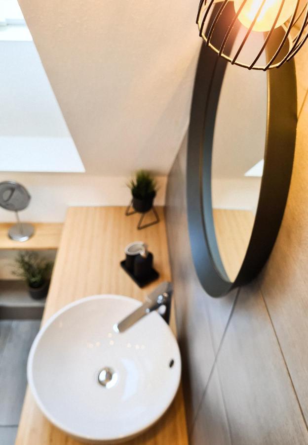 Mirielle Apartments روست المظهر الخارجي الصورة